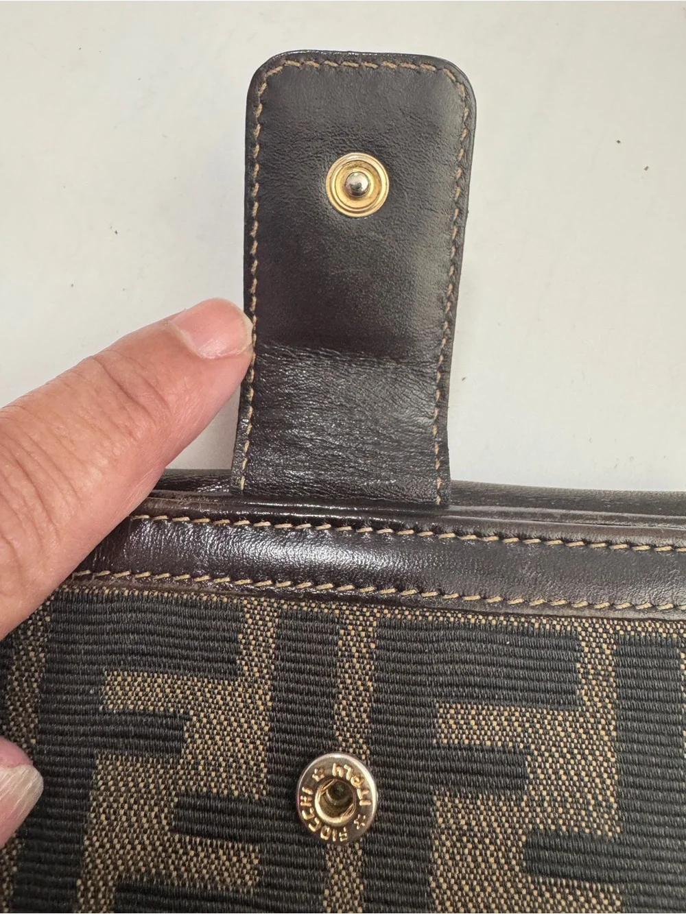 Fendi Brown Canvas Zucca FF Logo & Dark Brown Leather Wallet unisex men women